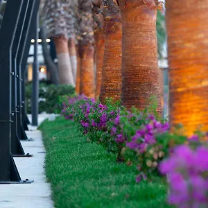Hotel Royal Park, Qerret
