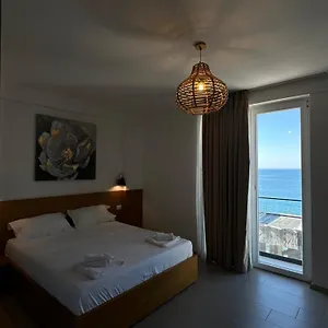 Hotel Serenity In, Lezhe